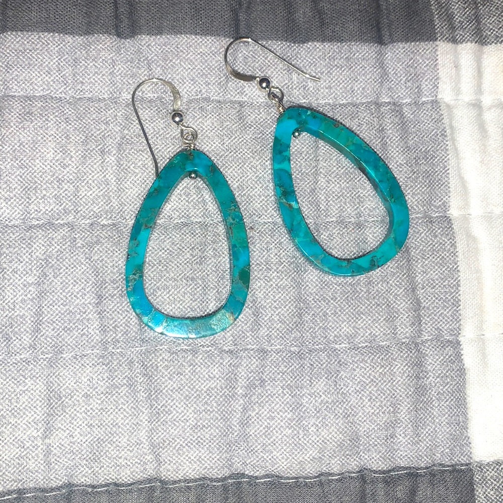 Real turquoise ear rings